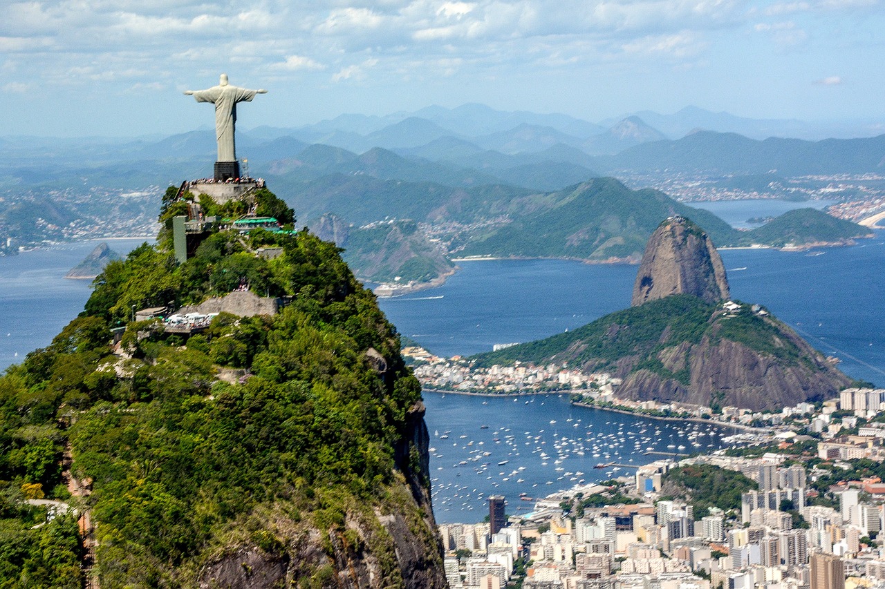 Best Time to Visit CHRIST THE REDEEMER