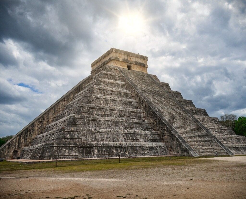 BEST TIME TO VISIT CHICHEN ITZA