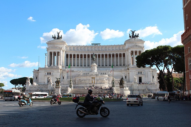 BEST TIME TO VISIT THE ROMAN COLOSSEUM