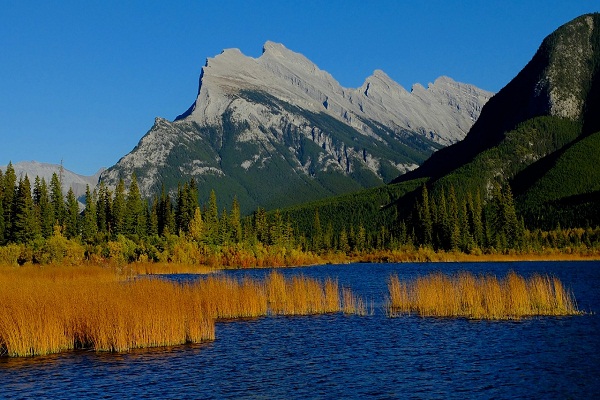 Best Time to Visit Banff