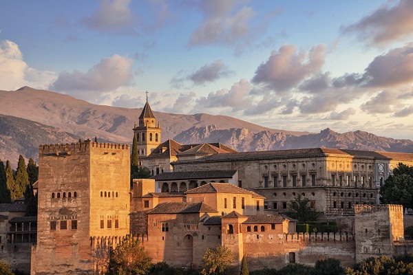 Best Time to Visit Granada Spain